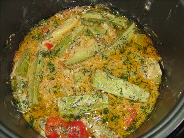 Zucchini with pepper in tomato and sour cream sauce (Aurora multicooker)