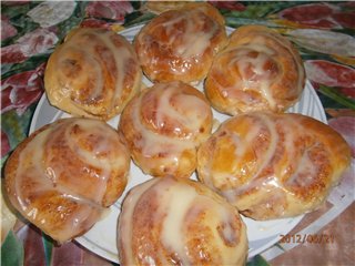 Cinnamon buns (Richard Bertinier's pastry)
