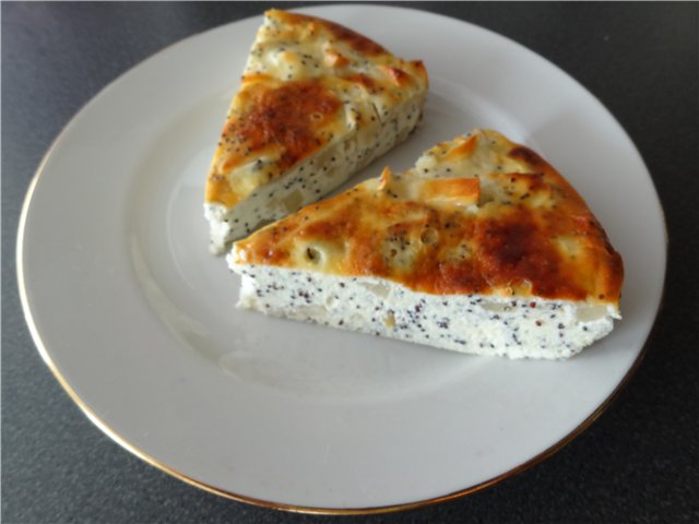 Cottage cheese and apple casserole with poppy seeds
