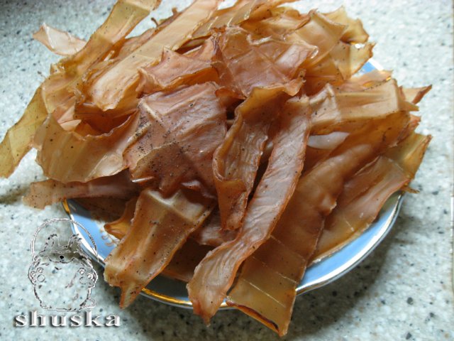 Fish in marinade, dried in an electric dryer