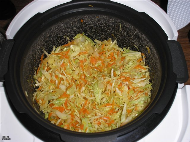 Stewed cabbage