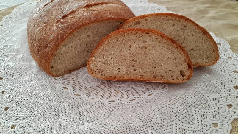 Chleb pszenny z mąką amarantusową