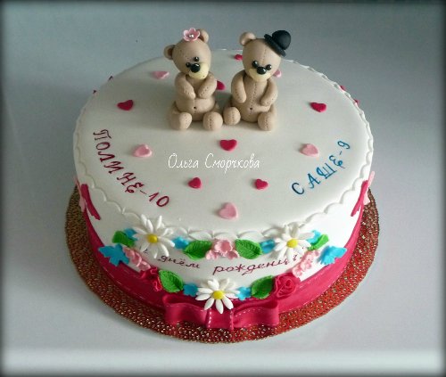Two in one. Cakes for two birthday