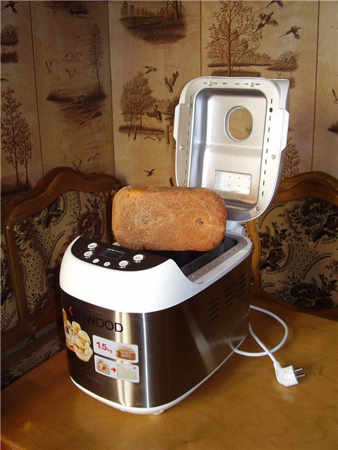 יצרנית הלחם קנווד BM900