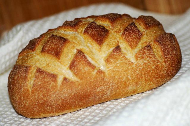 לחם שחור פשוט וטעים
