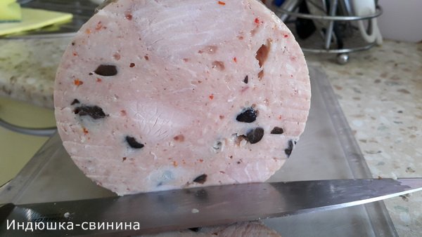 בשר חזיר עוף ובשר חזיר ביצרן חזיר טסקומה