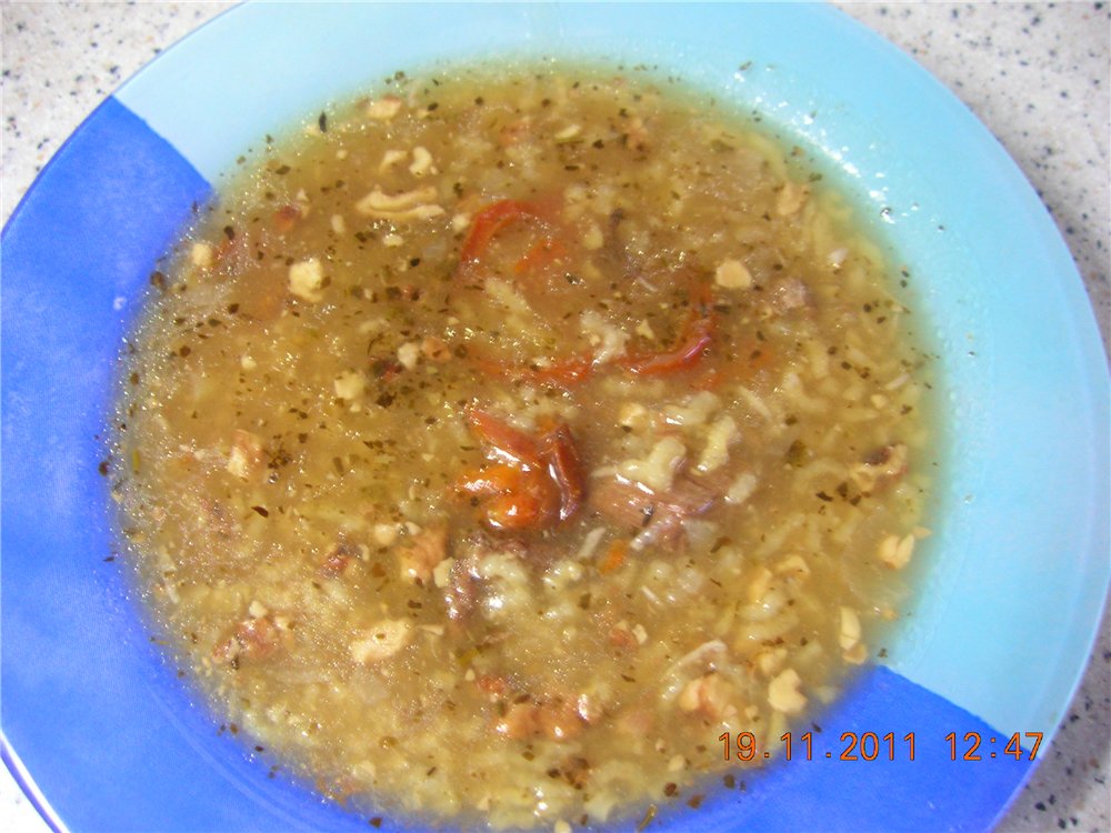 Sopa de kharcho (Cuco 1054)