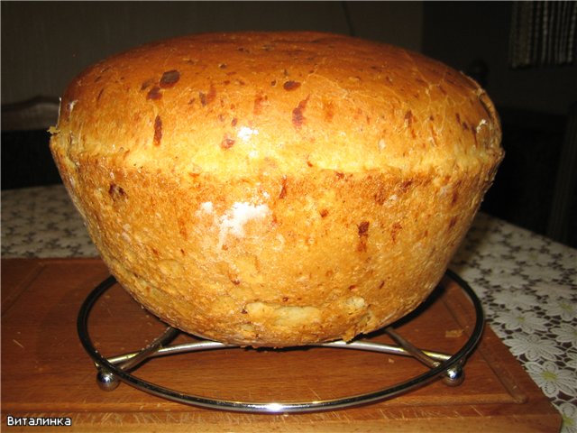 Snel gekneed kaasbrood in de oven