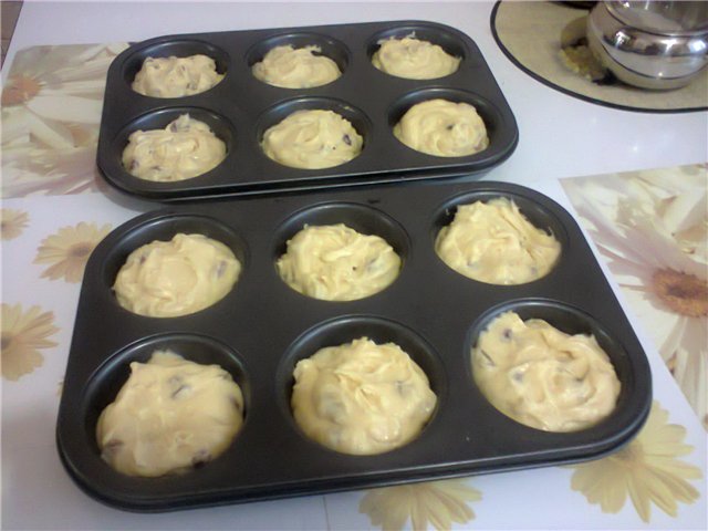 Muffinki imbirowe z rodzynkami