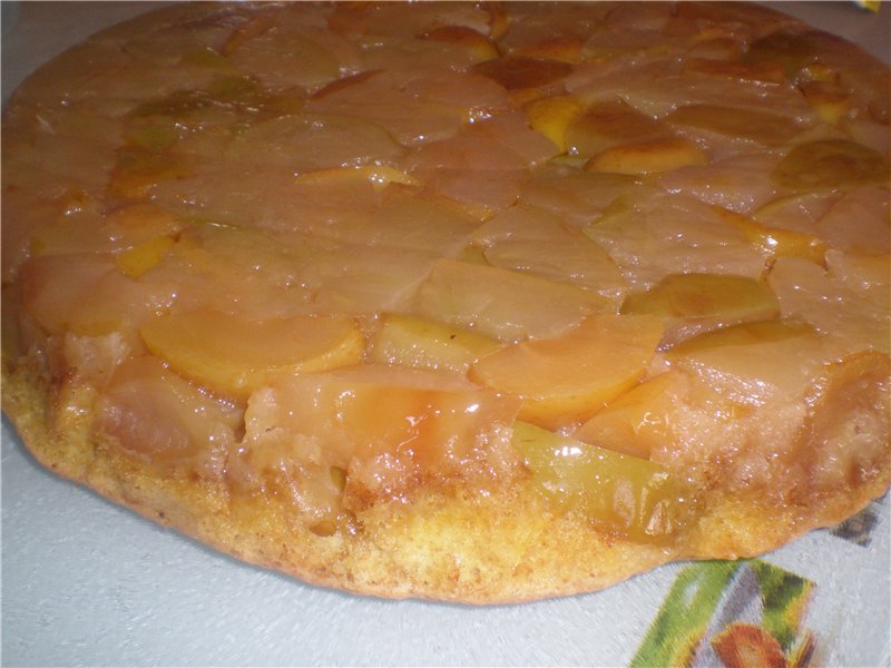 Amber apple cake from T.L. Tolstoy