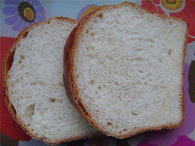 Cherkizovskaya zsemle a GOST szerint kenyérsütőben