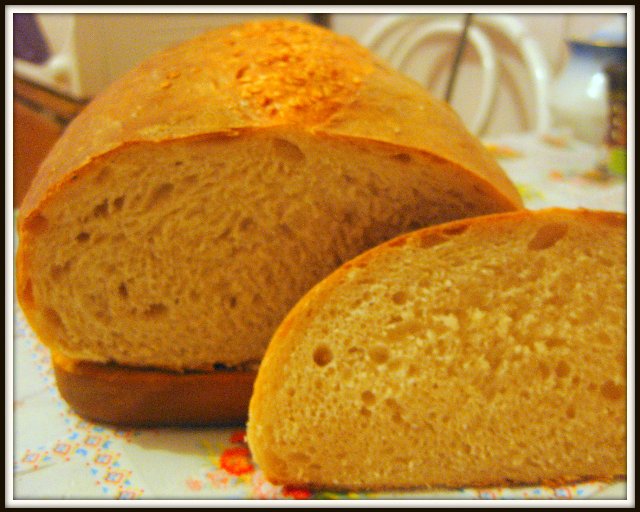 Spontanicznie fermentowany chleb na zakwasie