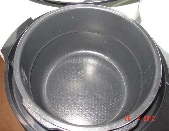 Multicooker-pressure cooker Unit USP-1040D