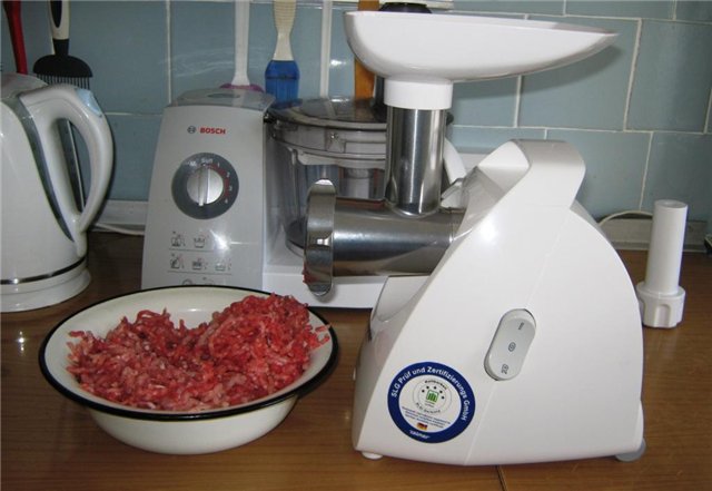 Choosing an electric meat grinder