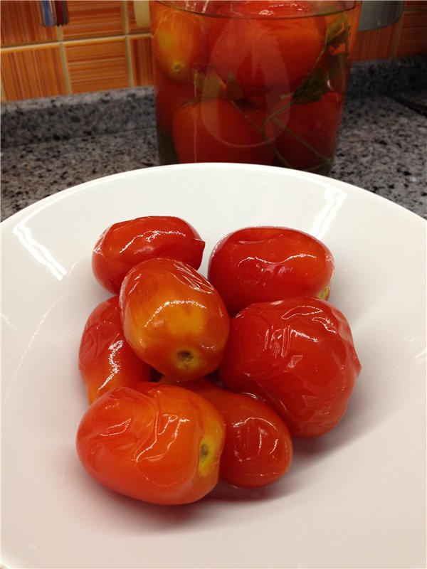 Chuchin's favorite pickled tomatoes