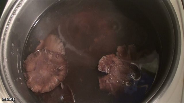 Champignonsoep Met Aardappels (Gedeeltelijk Gepureerd)