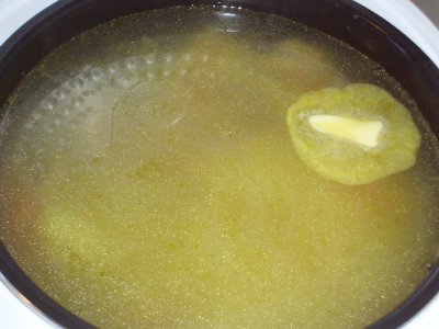 Zupa grzybowa z pieczarkami w multicookerze marki 701