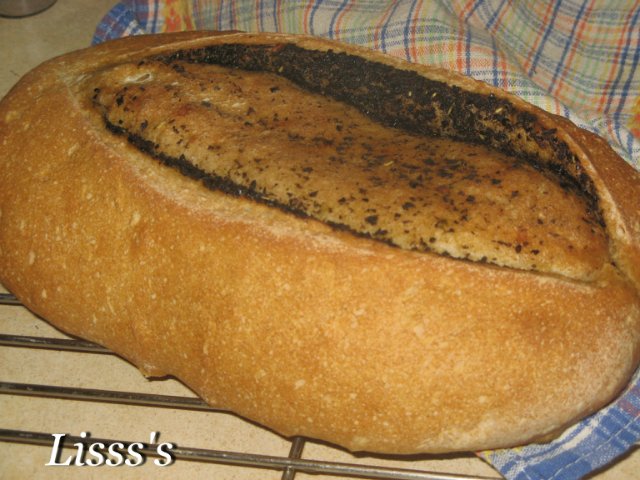 Pan con aceitunas (R. Bertine)