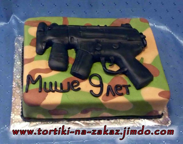Military cakes
