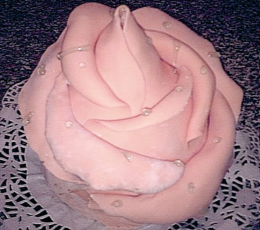 Pastel sin hornear rosa