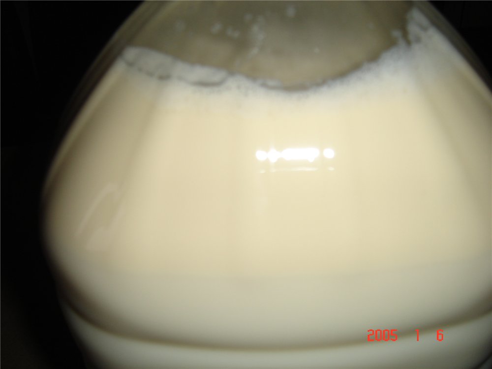 Natural curd from sour milk