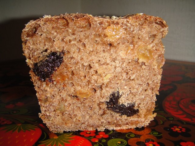 Pan integral de centeno y trigo con frutos secos de masa madre