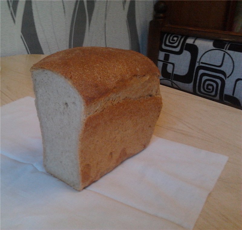 לחם חמוץ שיפון עם טעם בהיר של כמון וכוסברה (בגריל אוויר)