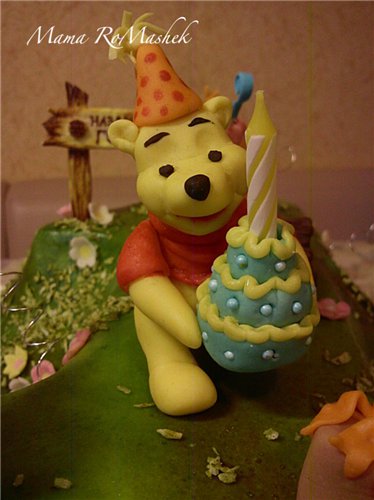 Tortas basadas en la caricatura de Winnie the Pooh y todo, todo, todo