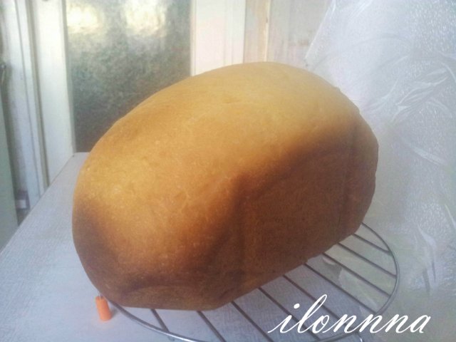 Chleb Mleczna radość w wypiekaczu do chleba DAEWOO DI 9154