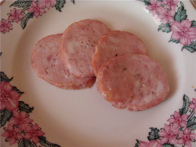 Pork and chicken sausage with bell pepper