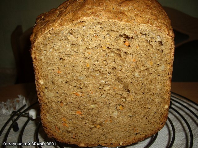Komarinsky kenyér