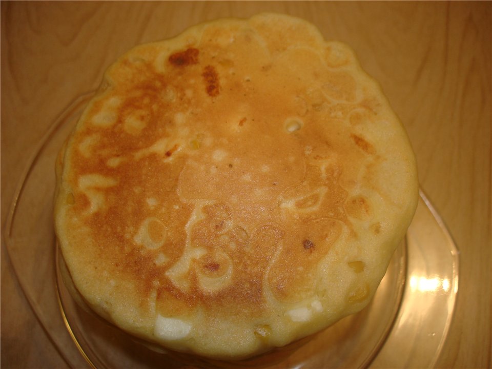 Corn pancakes with feta