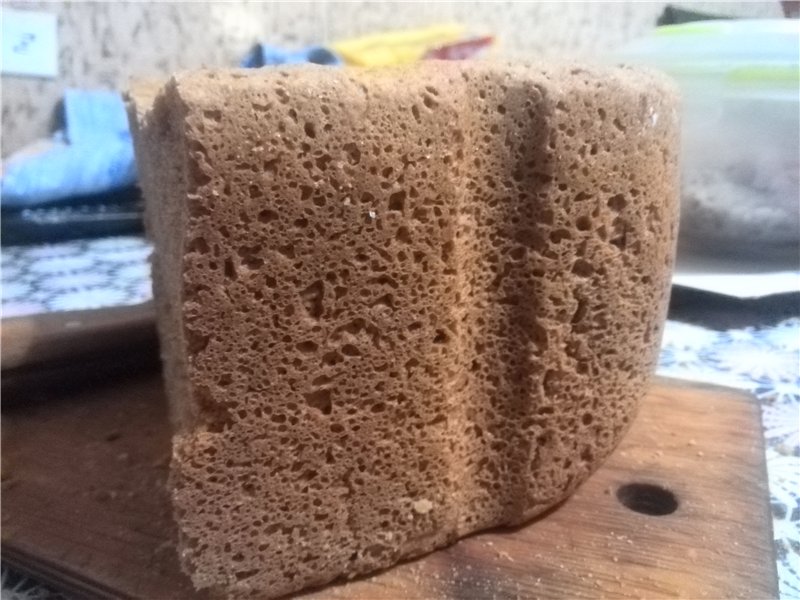 Pane di segale Senza niente (forno, macchina per il pane, pentola a cottura lenta)