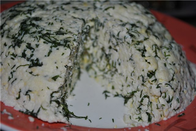 Házi sajt (például Suluguni vagy Adyghe)