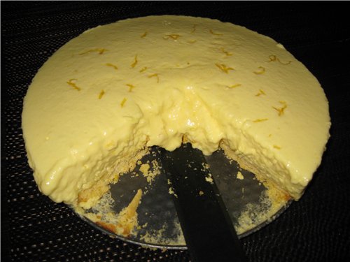 Chiffon lemon soufflé cake from the movie Midnight in Paris