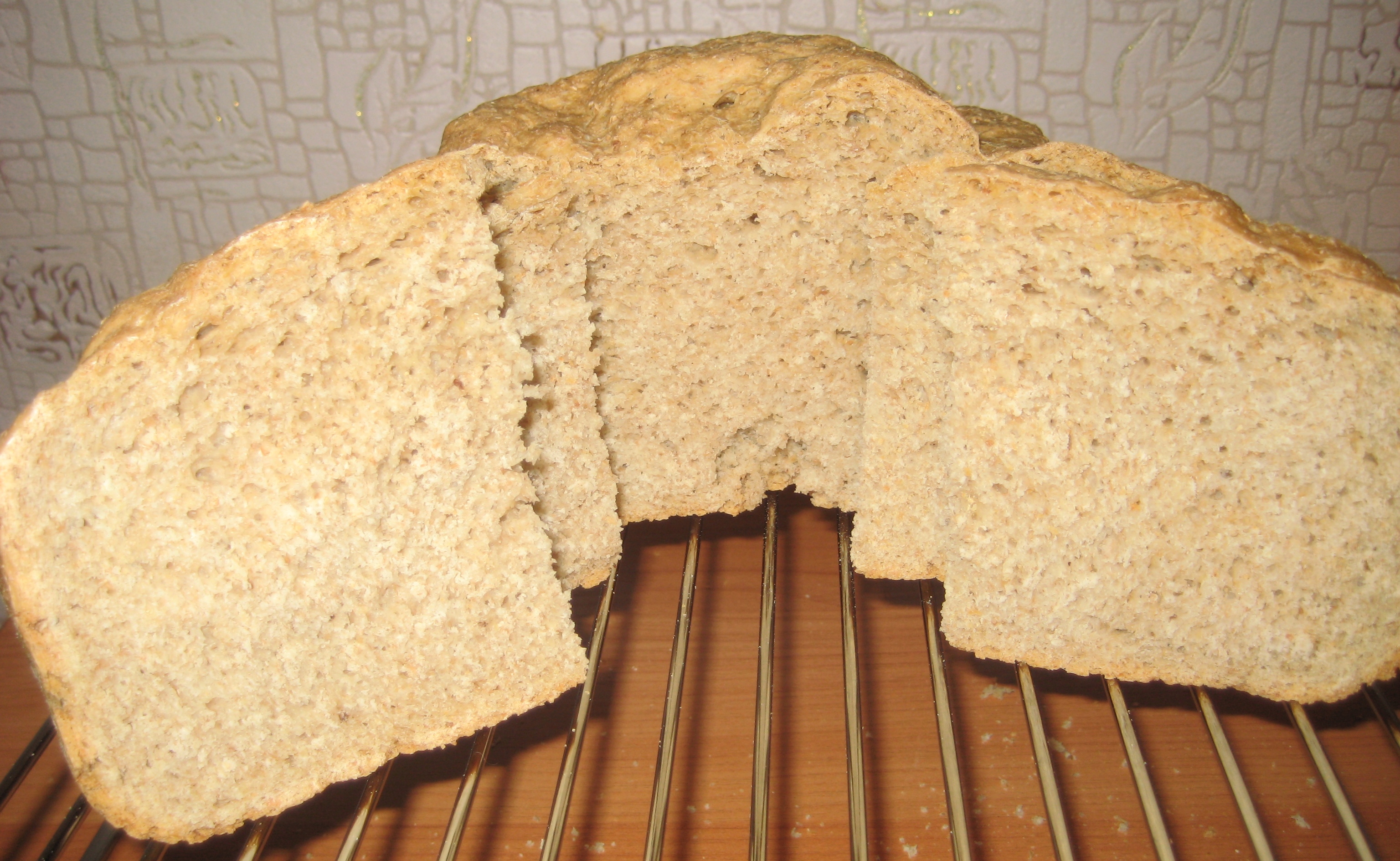 לחם חיטה עם קמח שיבולת שועל cz (תנור)