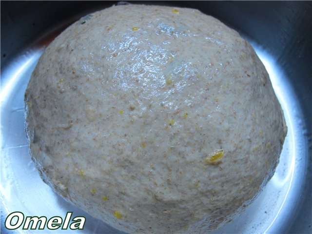 Pompoenbrood met volkorenmeel in de oven