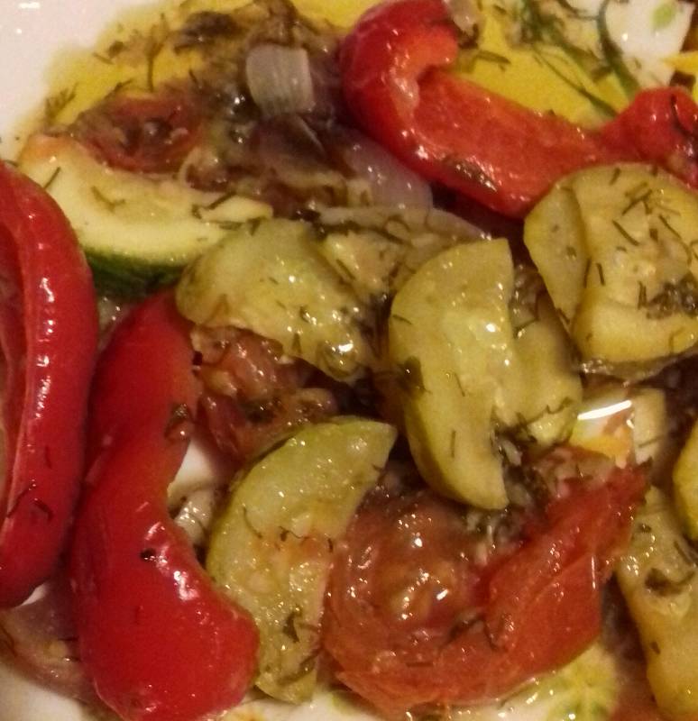 Baked vegetable salad with garlic dressing