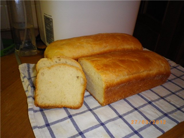 לחם חיטה לשולחן "סנדוויץ '" (תנור)