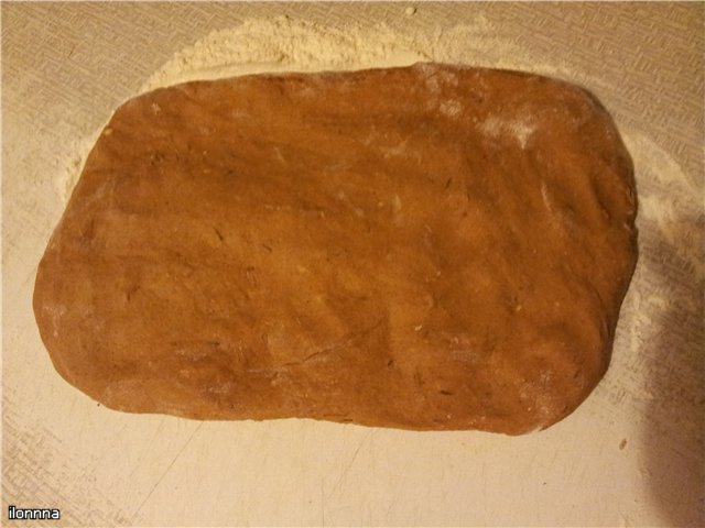 Pane nero aromatico a base di lievito naturale di segale.