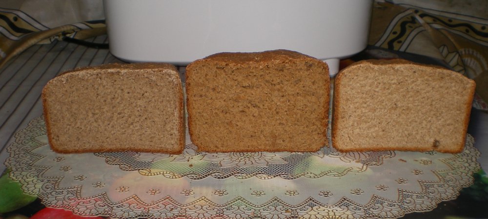 باناسونيك SD-2501. خبز الجاودار مع الكفاس.