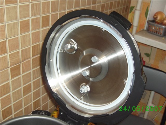Multicooker-snelkookpan (modellen, functies, modi, tips, recensies)
