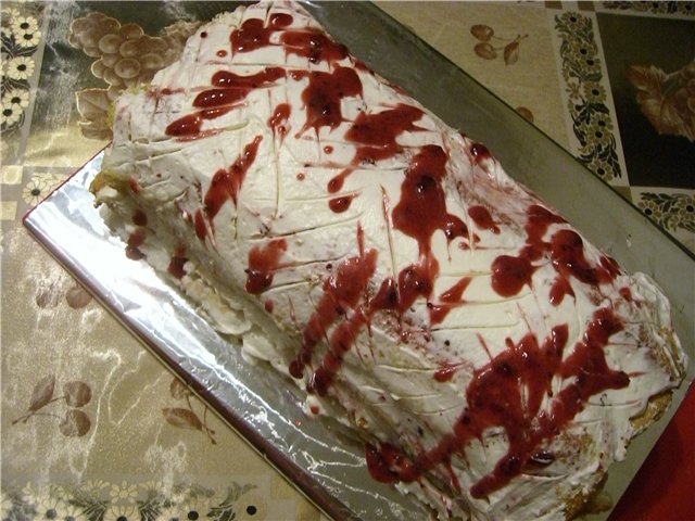 Kardinalschnitte cake or Cardinal strip