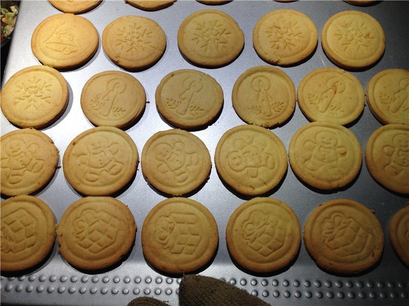 Stamped butter cookies