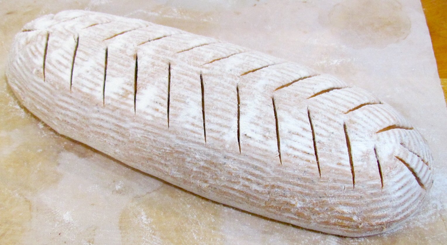 Zuurdesem pompoenbrood in de oven
