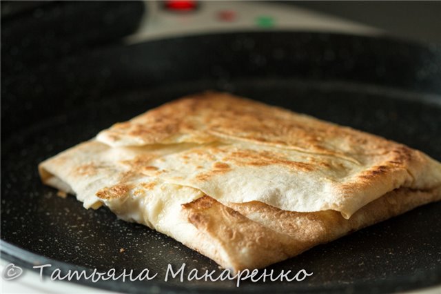 A quick breakfast of pita bread (in any electric pan)