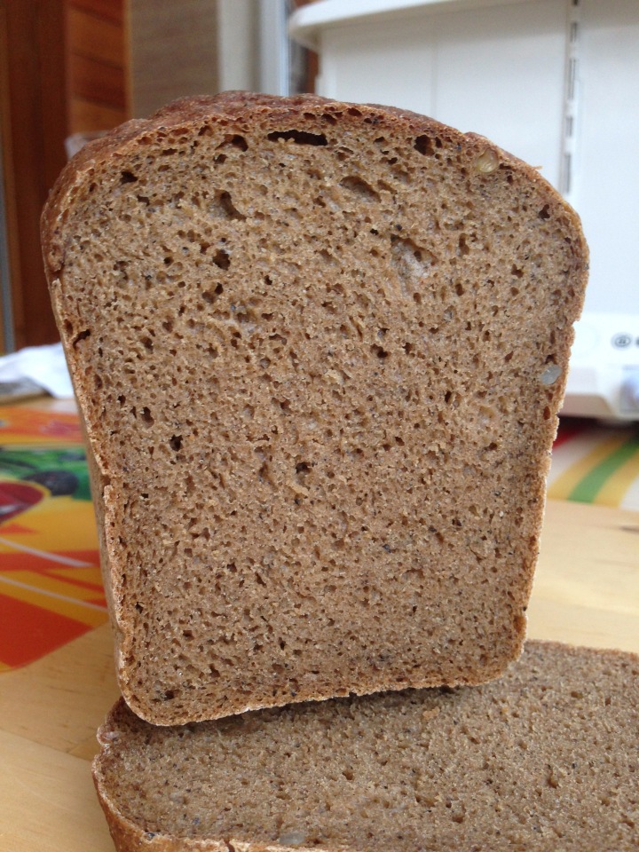 70% sourdough rye bread in a three-phase method (J. Hamelman)