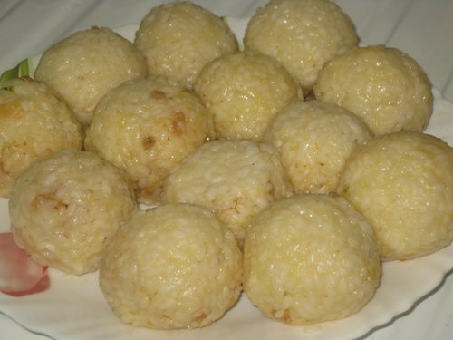 Arancini (bolas de arroz rellenas de carne)