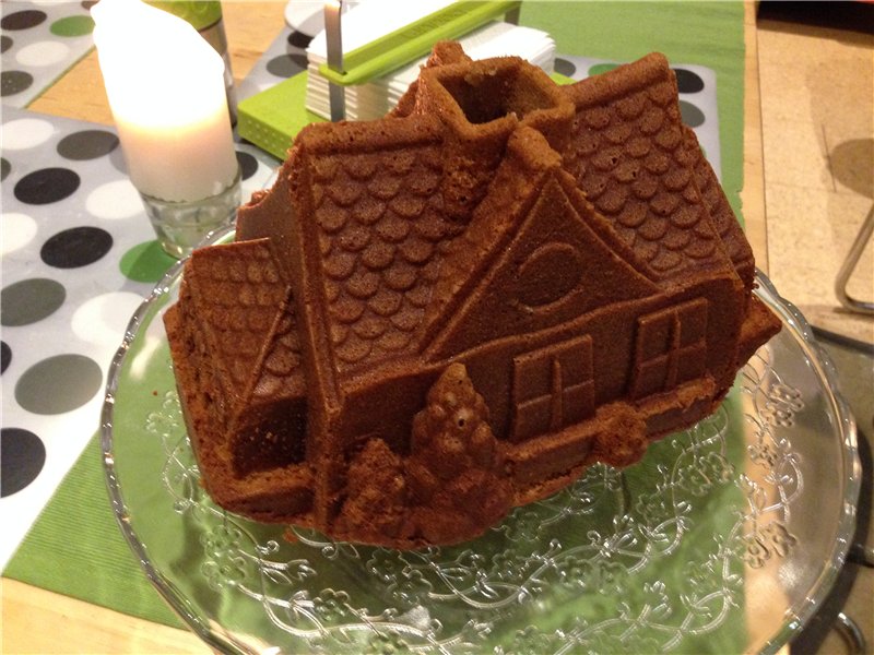 Cupcake Gingerbread House