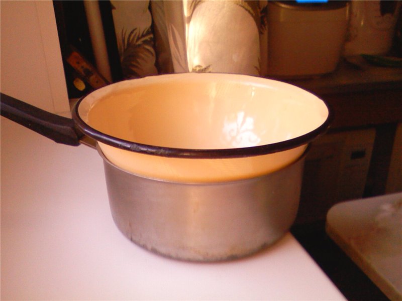 Milk cooker - cook in a water bath